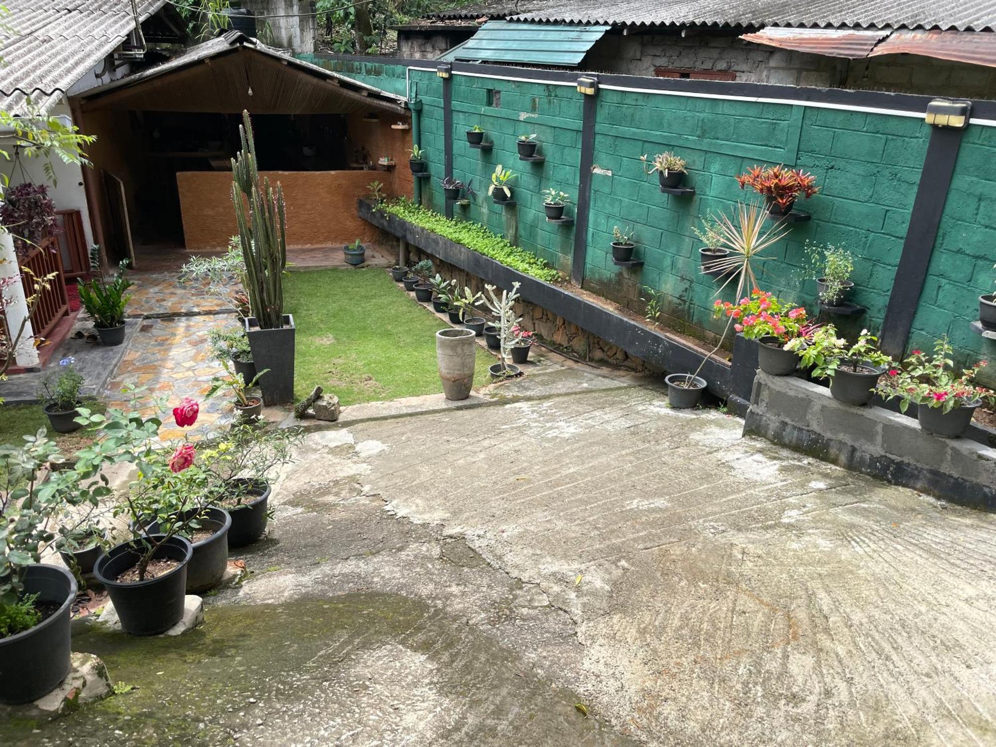 Kandy Food Lovers Home Stay By Ags Экстерьер фото