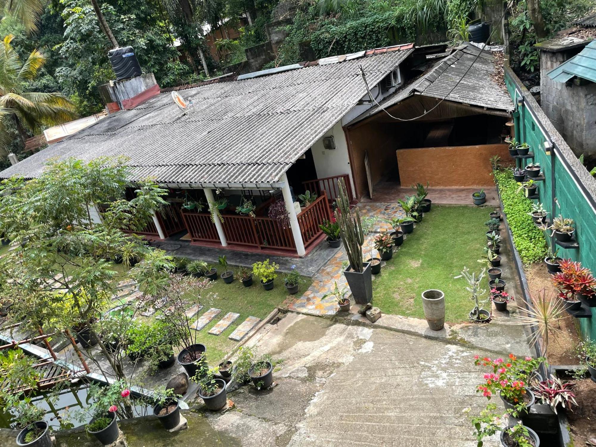 Kandy Food Lovers Home Stay By Ags Экстерьер фото